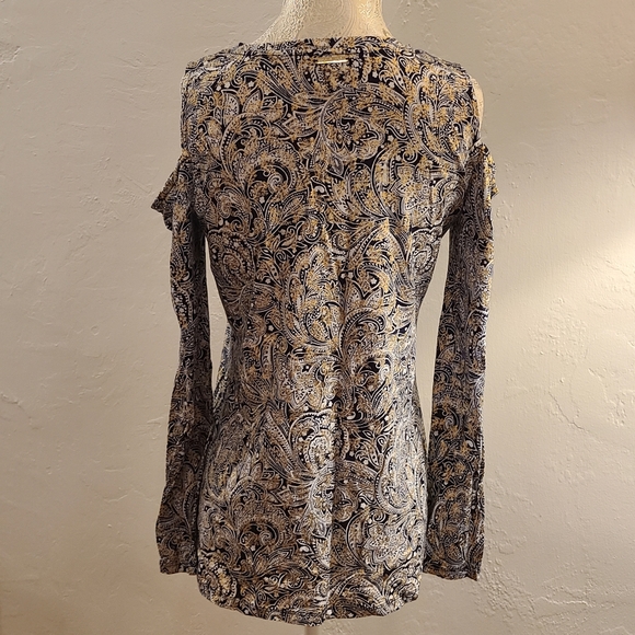 Michael by Michael Kors Cold Shoulder Long Sleeve Knit Top - size Medium - Picture 3 of 7